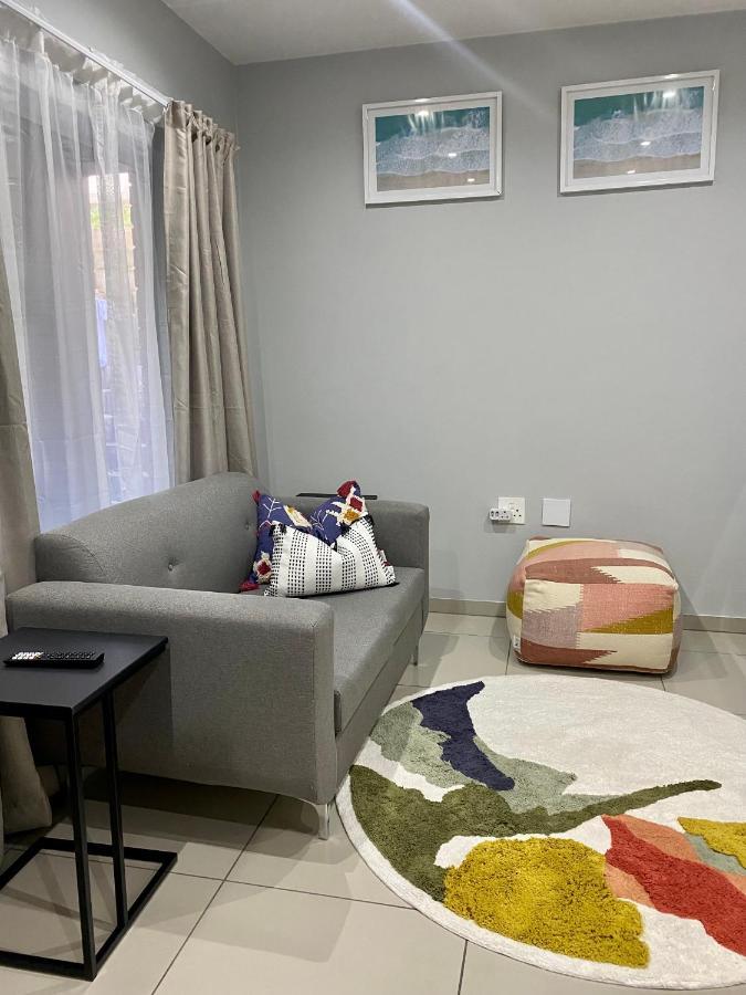 Trendy, Comfortable 1 Bedroom Apartments In Umtata Exterior foto