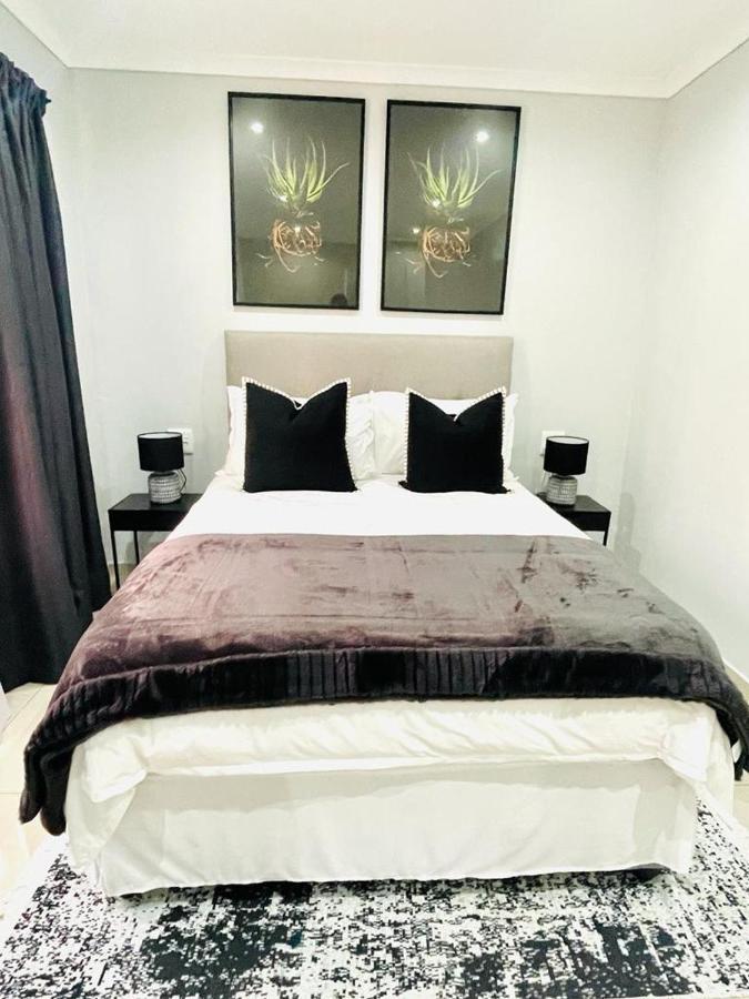 Trendy, Comfortable 1 Bedroom Apartments In Umtata Exterior foto