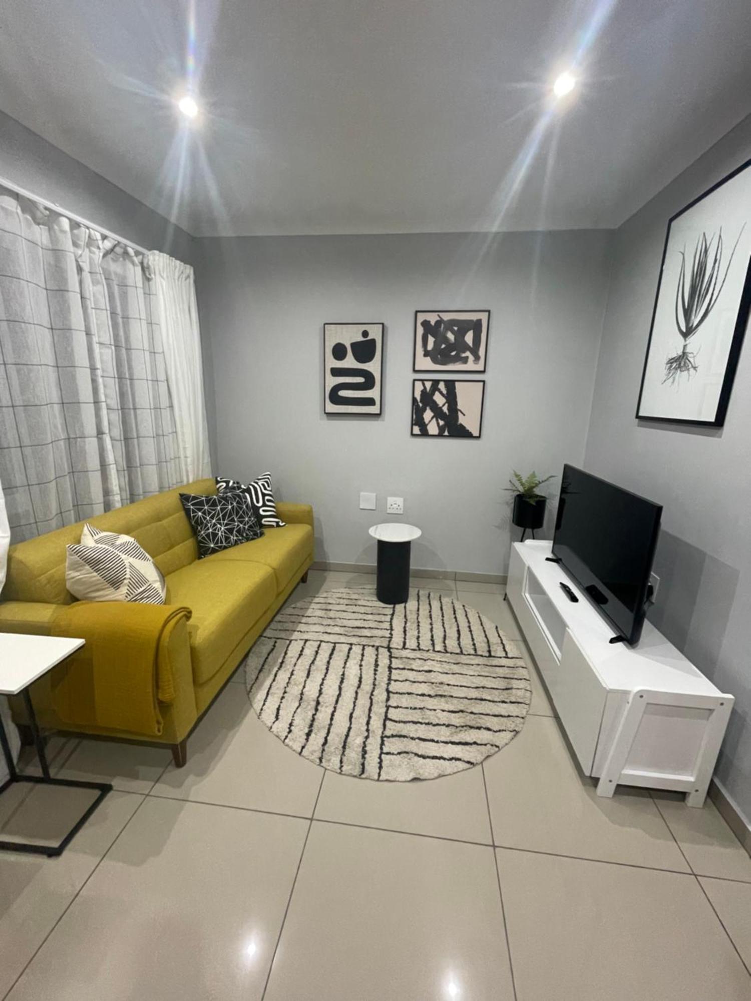 Trendy, Comfortable 1 Bedroom Apartments In Umtata Exterior foto