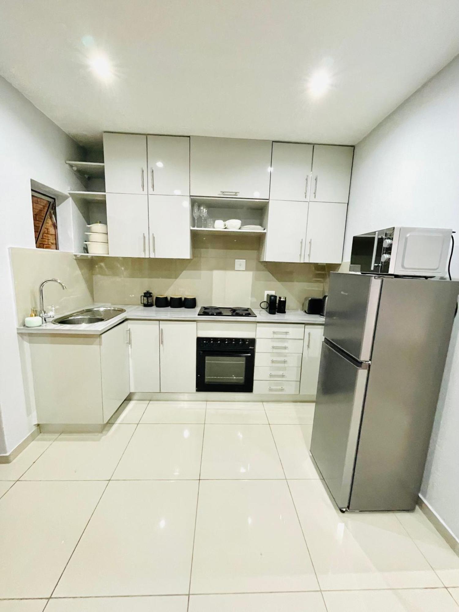 Trendy, Comfortable 1 Bedroom Apartments In Umtata Exterior foto