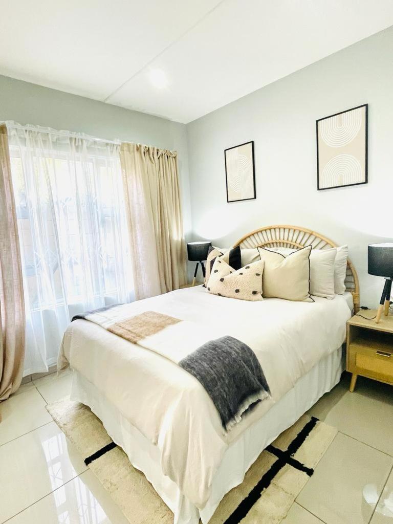 Trendy, Comfortable 1 Bedroom Apartments In Umtata Exterior foto